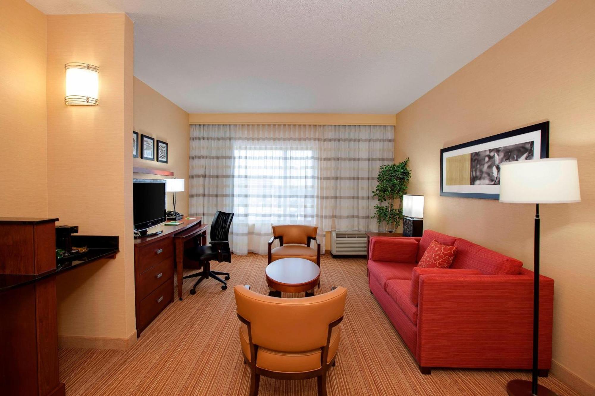 Courtyard By Marriott Chicago Schaumburg/Woodfield Mall Exterior foto